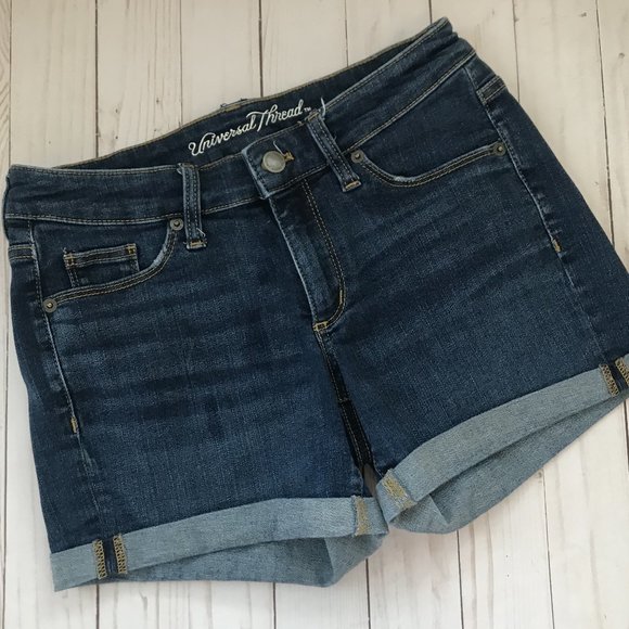 Universal Thread Mid Rise Cuffed Shorts Size 0/25R - Picture 1 of 6